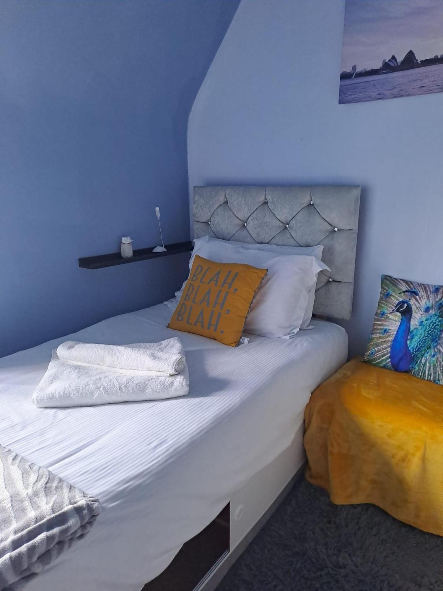 3 Bedroom Brixton Apartment Λονδίνο Εξωτερικό φωτογραφία